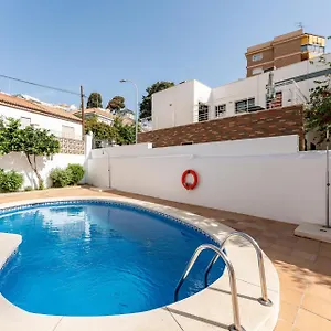 https://malagasuite-costa-sol-oasis.1costadelsol.com